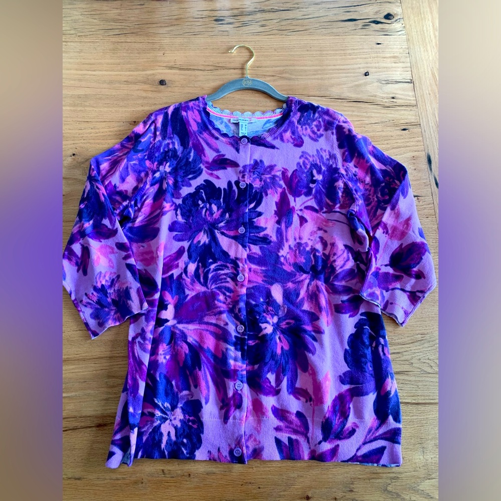 Isaac Mizrahi Floral Cardigan‎ Sweater 3/4 Sleeve Purple Women’s Medium Preloved
